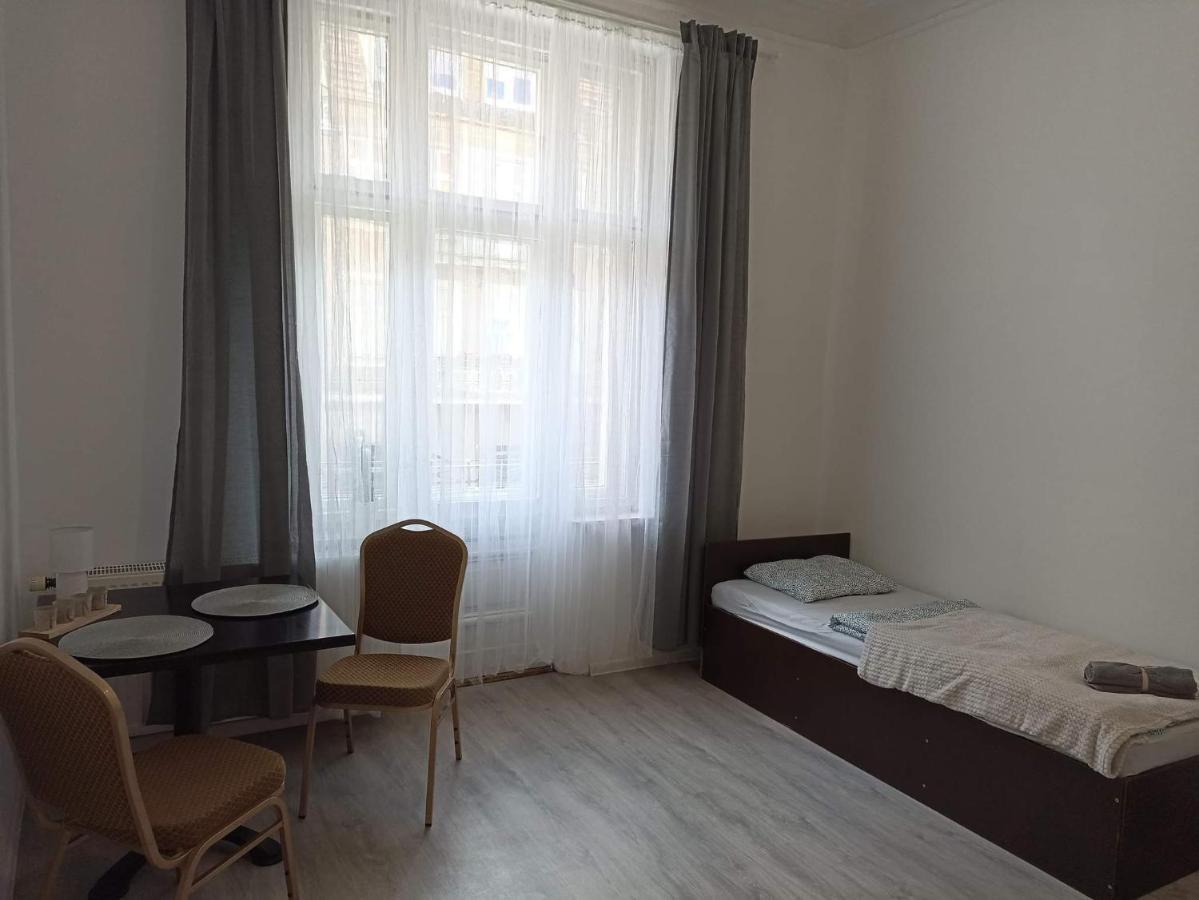 Pokoje Sopot Przy Deptaku Esterno foto